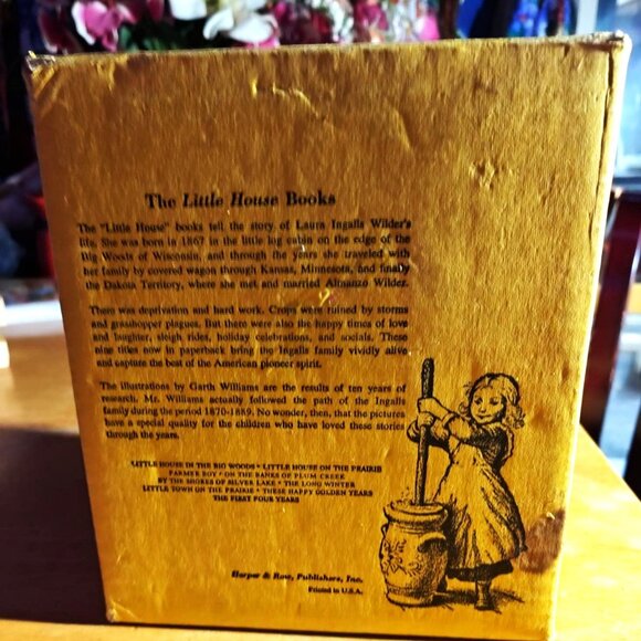 ***SOLD*** Complete 9-Volume Little House Box Set – - Picture 7 of 10